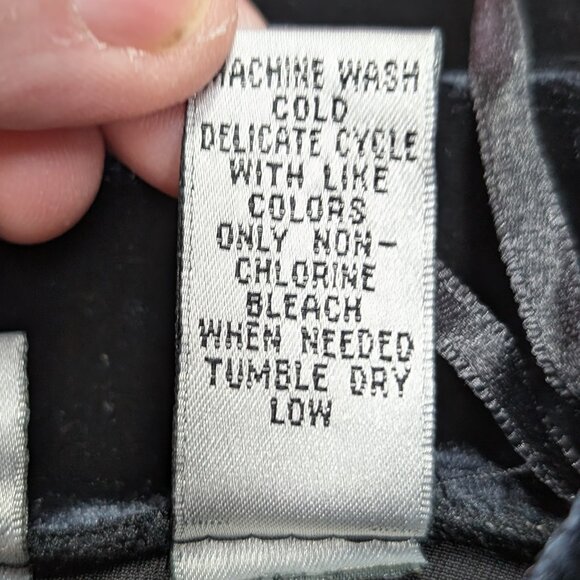 VINTAGE Amanda Smith Elegant Black Velvet Button-Up Dress Size 14 - Picture 10 of 10